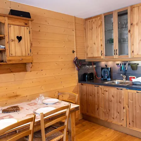 - Bel 4 Pers, Balcon Sud, Tv, Bluetooth, Cuisine Equipee, Local A Skis